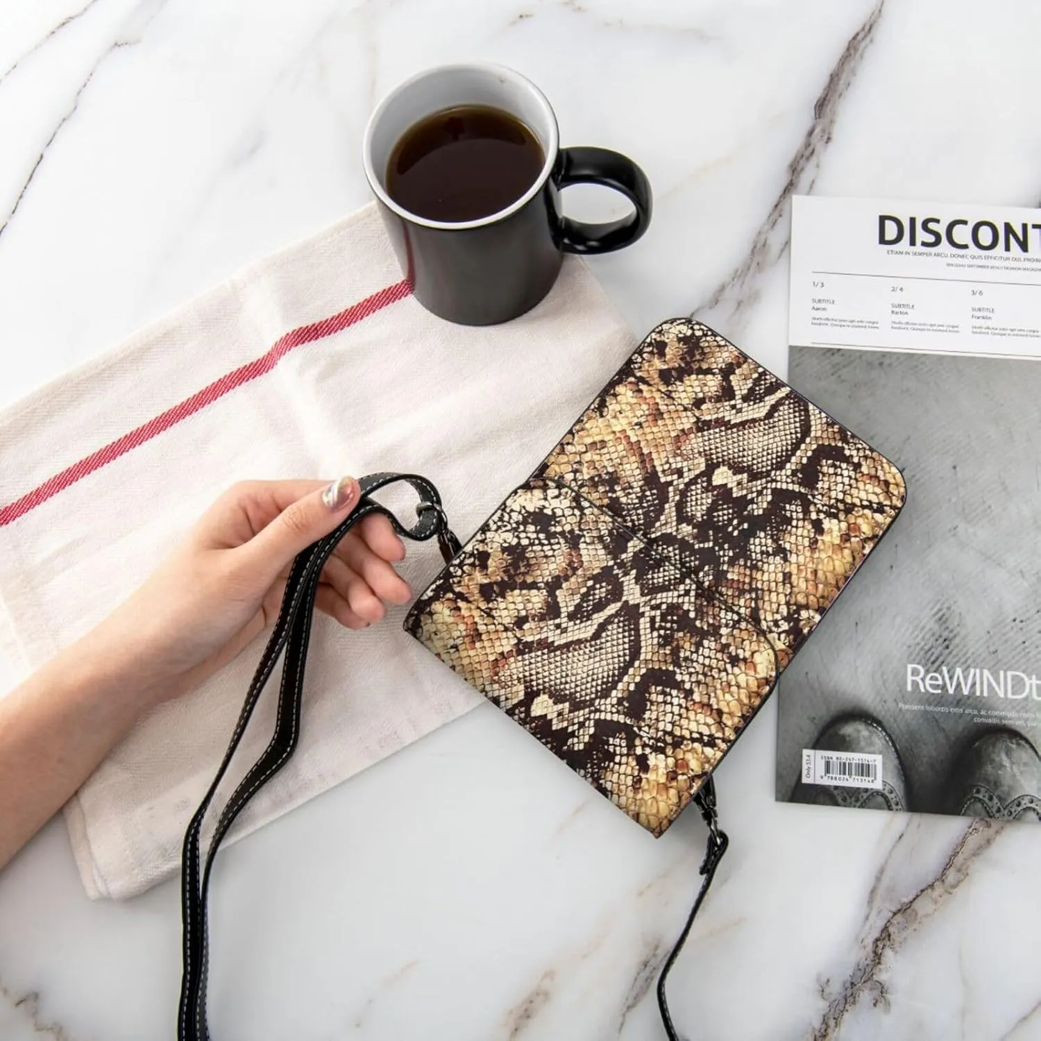 2025 Year Snake Chinese New Year Leather Crossbody Phone Purse for Women Cute Wallet Bags Lightweight Mini Sling Bag