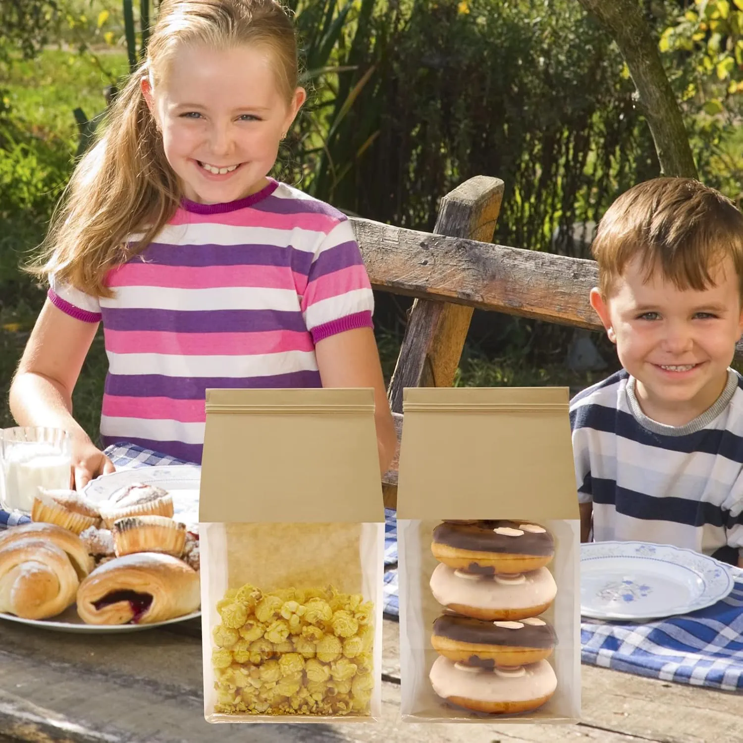 Bakery Bags with Window Large Cookie Bags for Packaging 100Pcs 5.1x4.3x11 Inche Brown Kraft Paper Homemade Bread Bag Keeps Items Fresh Professional and Durability,Easy to Use,Take Out.