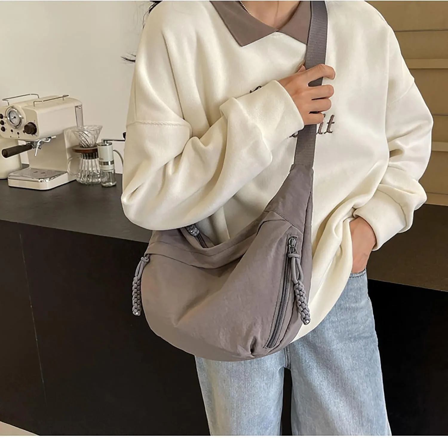 Crescent Shoulder Bag Nylon Crossbody Bag for Women Men Sling Bag Purse Hobo Bag Slouchy Dumpling Bag