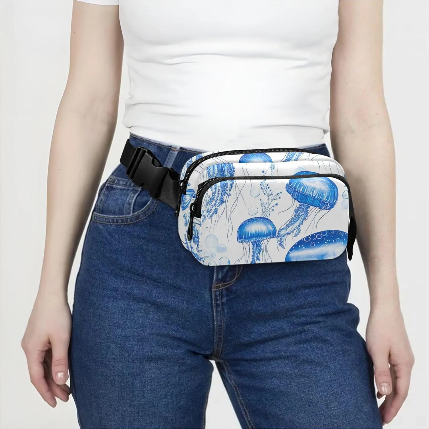 Cute Blue Jellyfish Women Fanny Packs Waterproof Belt Bags Hip Pack Cute Crossbody Waist Pack