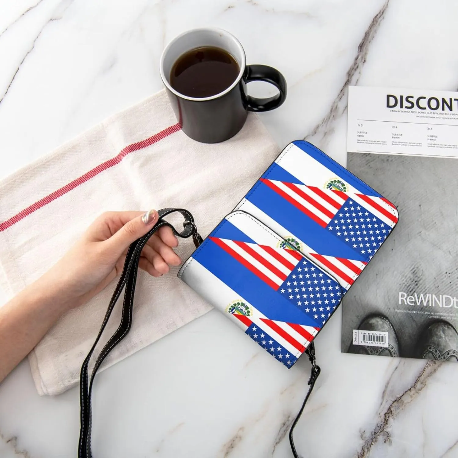 El Salvador Flag Leather Crossbody Phone Purse for Women Cute Wallet Bags Lightweight Mini Sling Bag