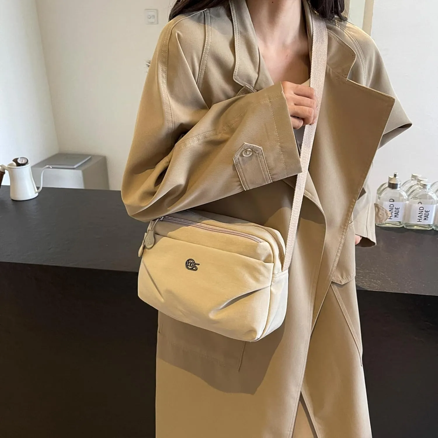 Eslcorri Crossbody Bags for Women, Small Shoulder Bag Nylon Simple Purse with Zipper, Lightweight Casual Simple Purse
