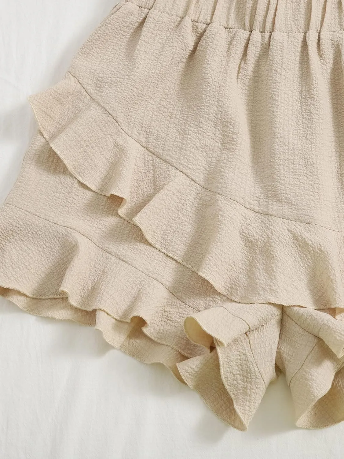 Floerns Women's Boho Paperbag Waist Ruffle Hem Elastic High Waist Cropped Shorts