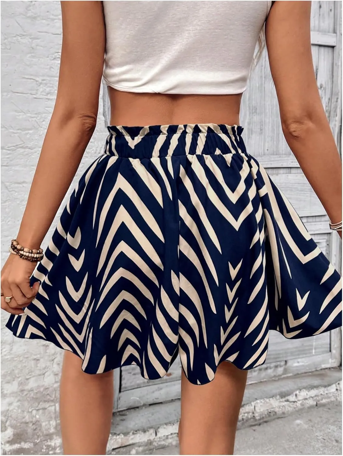 Floerns Women's Geometric Print Wide Leg Shorts Elastic High Waist Knot Casual Short Pants