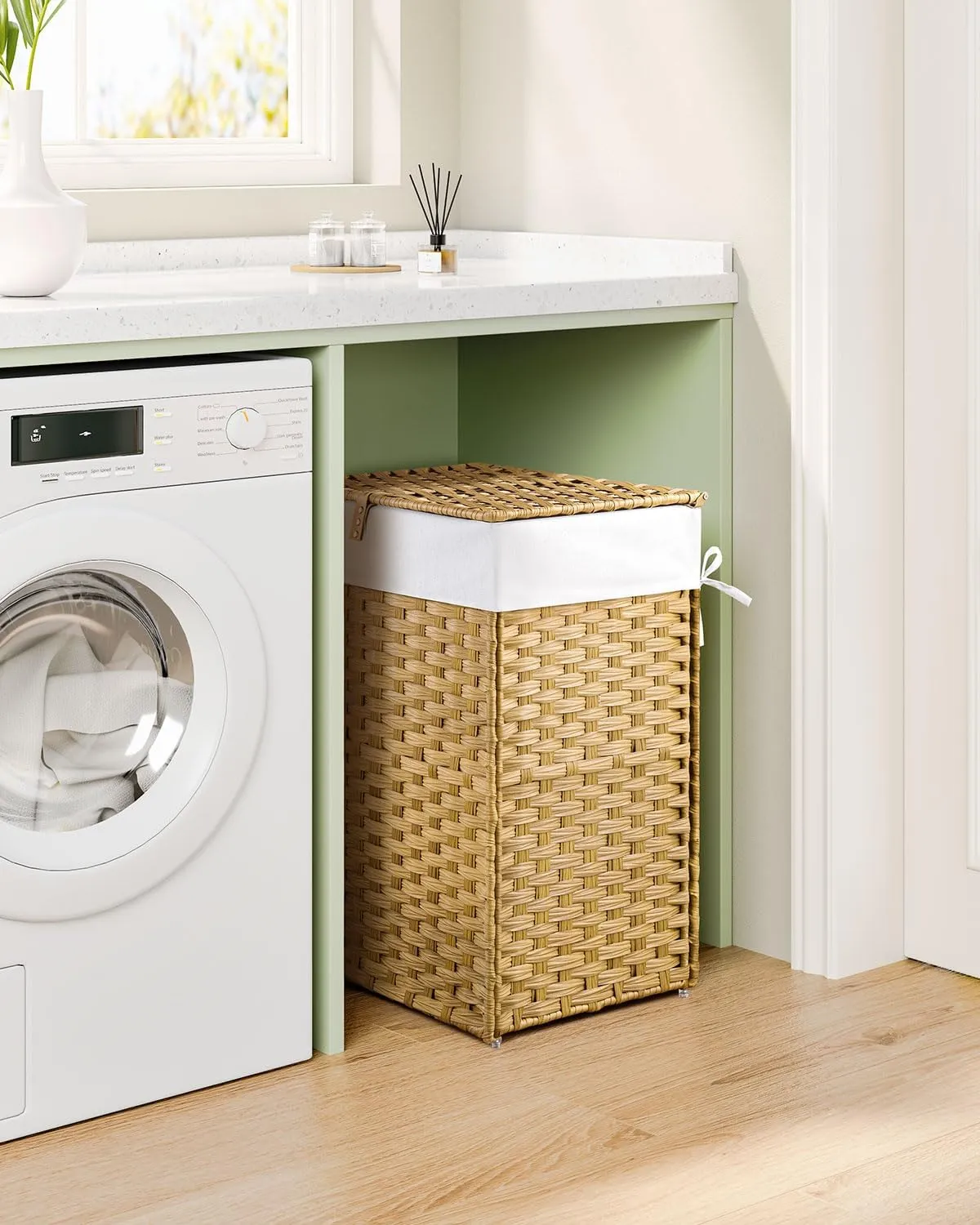 Greenstell Laundry Hamper with Lid, 125L Laundry Basket with 2 Removable Liner Bags & 2 Mesh Bags, Handwoven Synthetic Rattan Clothes Hamper for Clothes, Toys in Bathroom, Bedroom, Foldable, Natural