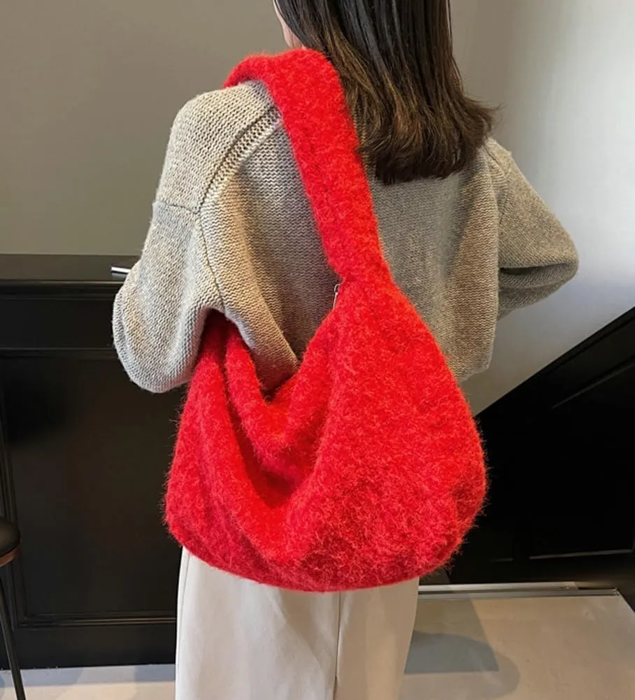 Hobo Bags for Women Fuzzy Bag Slouchy Bag Large Capacity Tote Bag Casual Trendy Bag Soft Shoulder Bag Commuter Tote