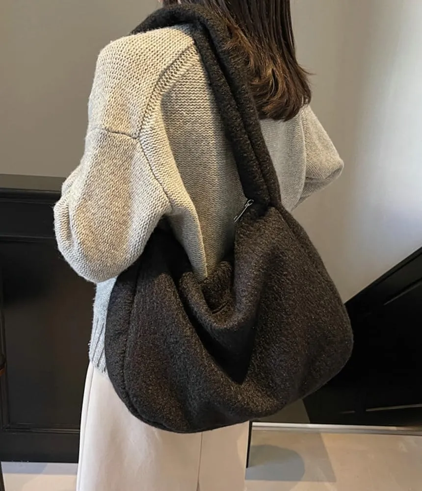Hobo Bags for Women Fuzzy Bag Slouchy Bag Large Capacity Tote Bag Casual Trendy Bag Soft Shoulder Bag Commuter Tote