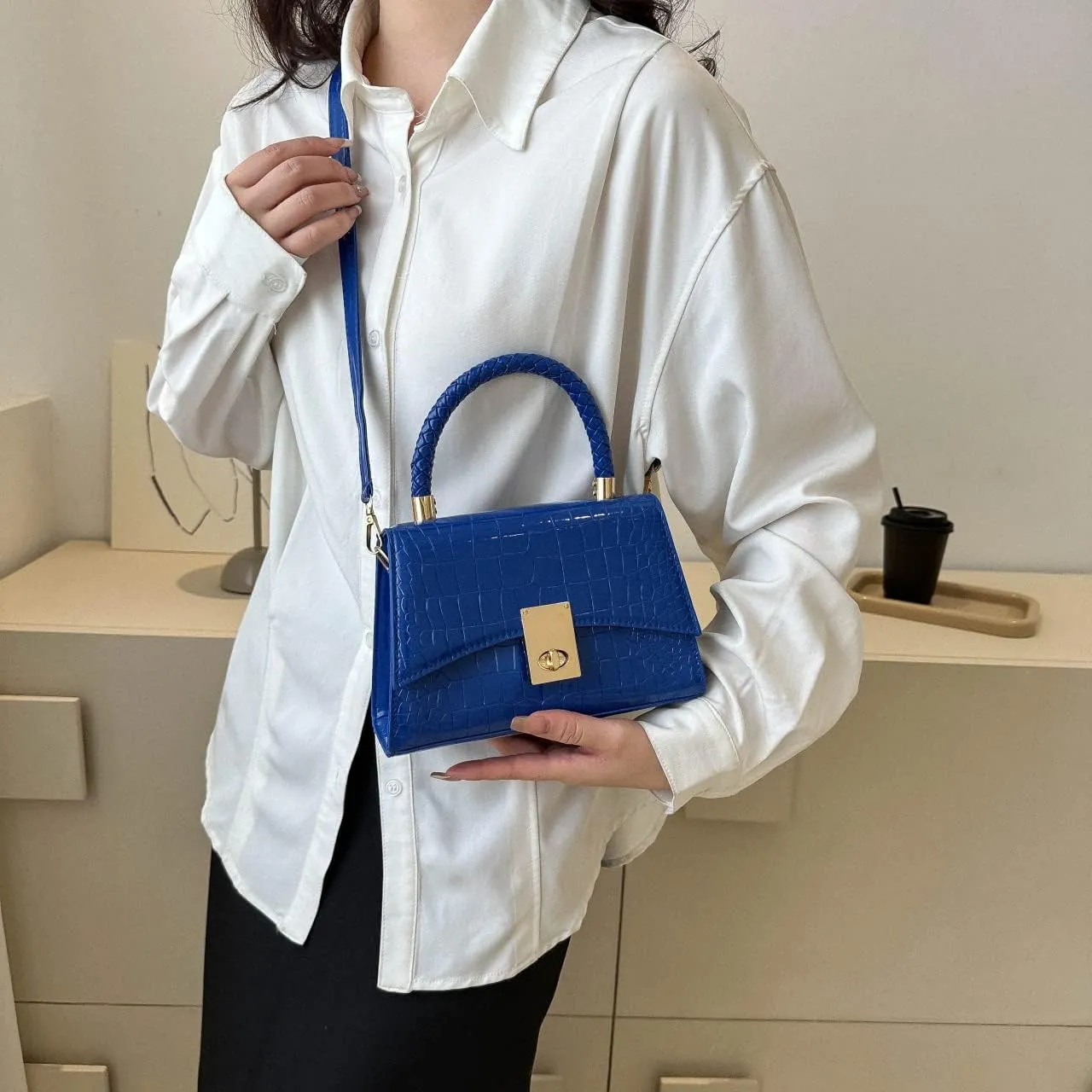 JHVYF Women Small Crossbody Bags Shoulder Bag Classic Satchel Handbags Ladies Cute Purses