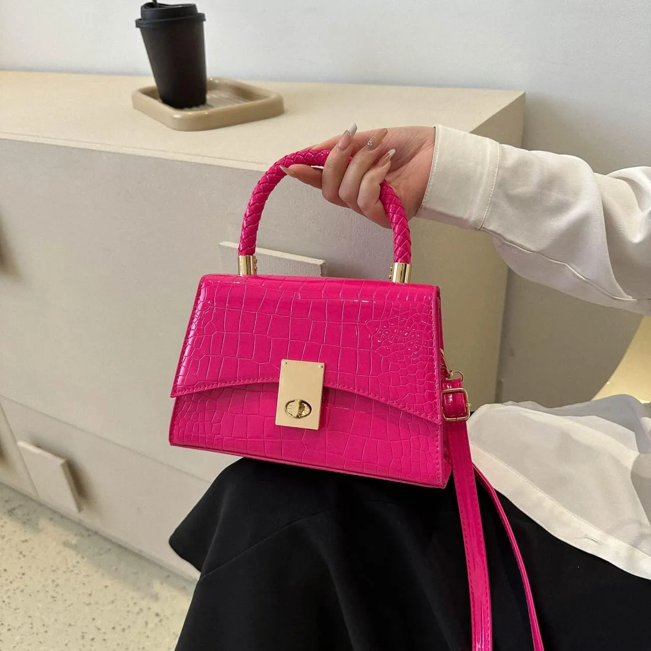 JHVYF Women Small Crossbody Bags Shoulder Bag Classic Satchel Handbags Ladies Cute Purses