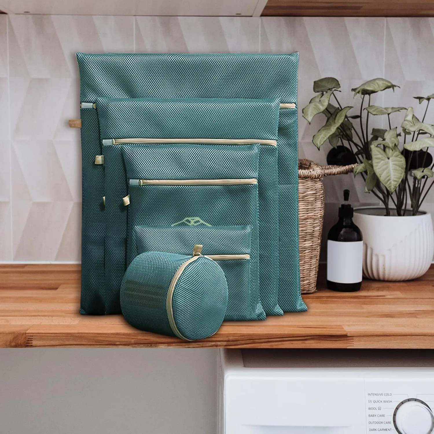 Mesh Laundry Bag, Strong Permeable Mesh Bags, with Zipper Delicate Mesh Laundry Washing Bags (Style c)