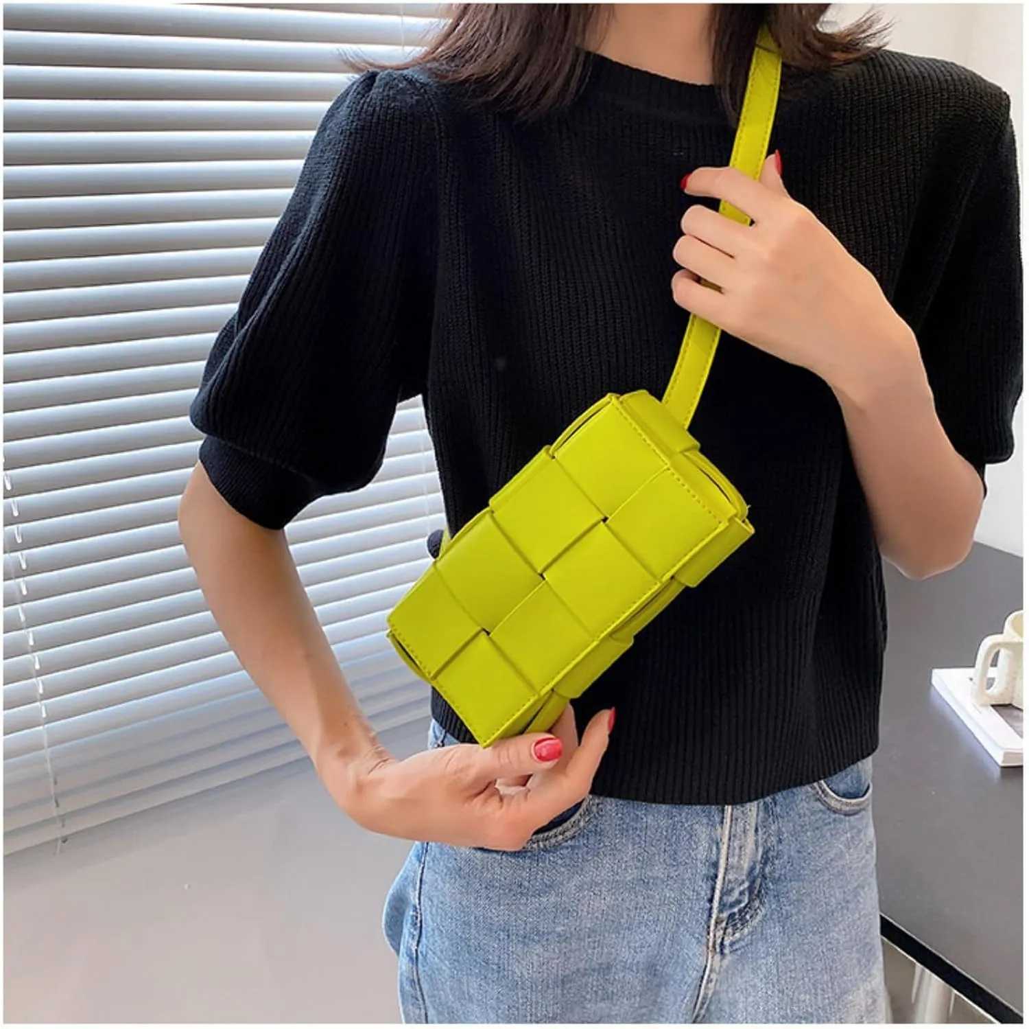 Mini Woven Crossbody Bag for Women, Square Shoulder Handbag Leather Clutch Purse Cute Fanny Packs with Adjustable Belt