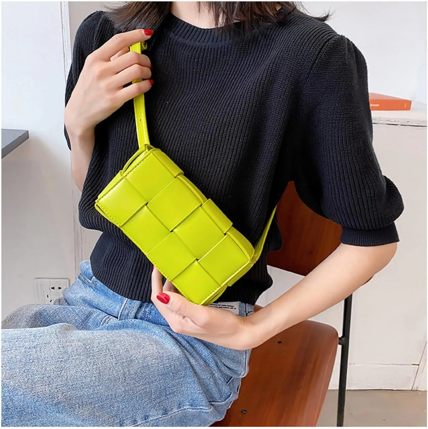 Mini Woven Crossbody Bag for Women, Square Shoulder Handbag Leather Clutch Purse Cute Fanny Packs with Adjustable Belt