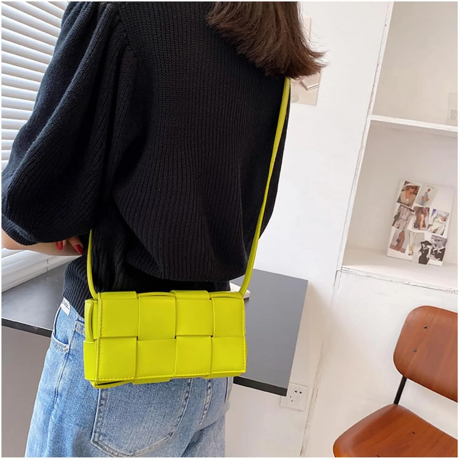 Mini Woven Crossbody Bag for Women, Square Shoulder Handbag Leather Clutch Purse Cute Fanny Packs with Adjustable Belt