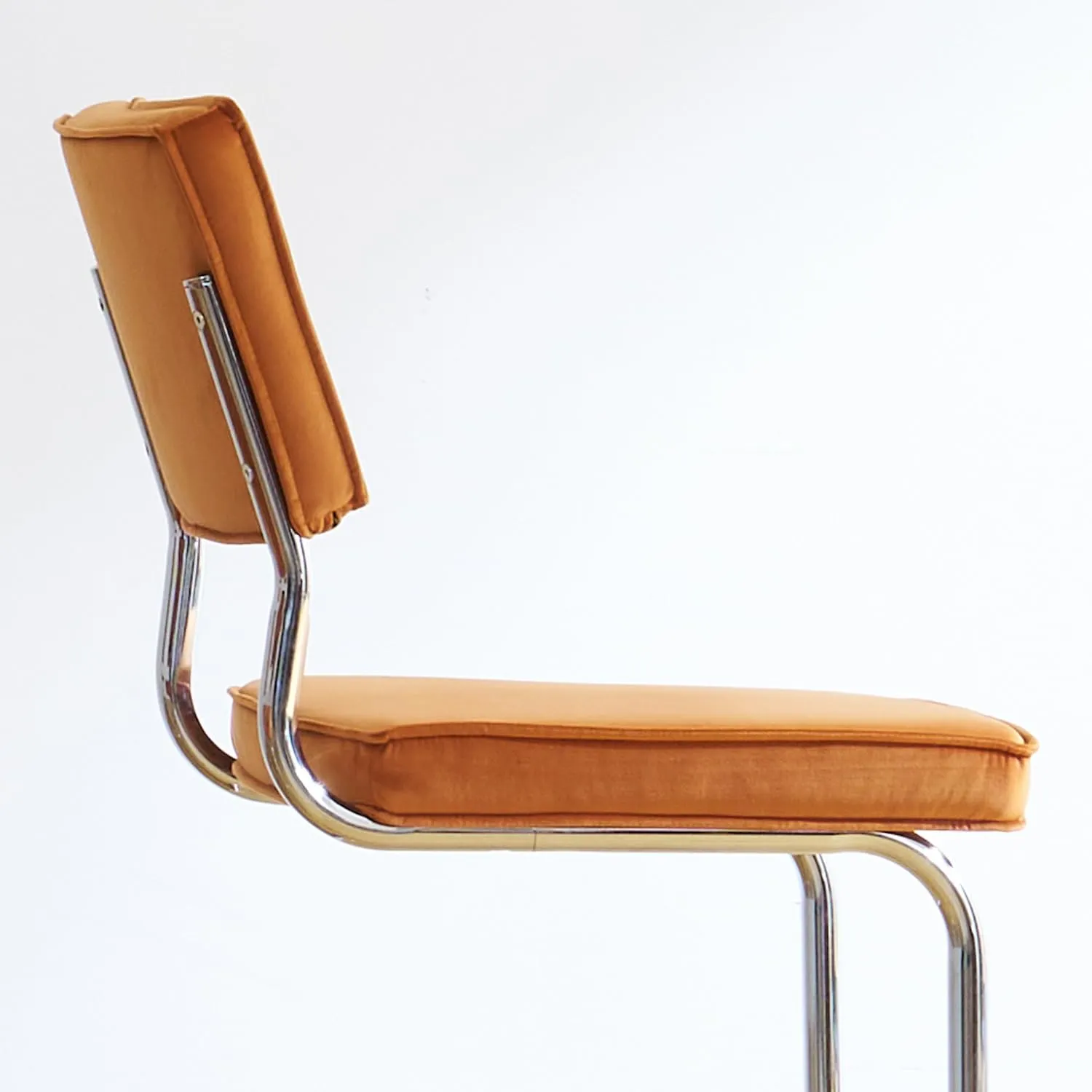 Orange Velvet Dining Chairs,Mid Century Morden Dining Chairs, Minimalistic Style Kitchen & Dining Room Chairs, Upholstered Comfort Chairs with Chrome Metal Legs, Set of 2