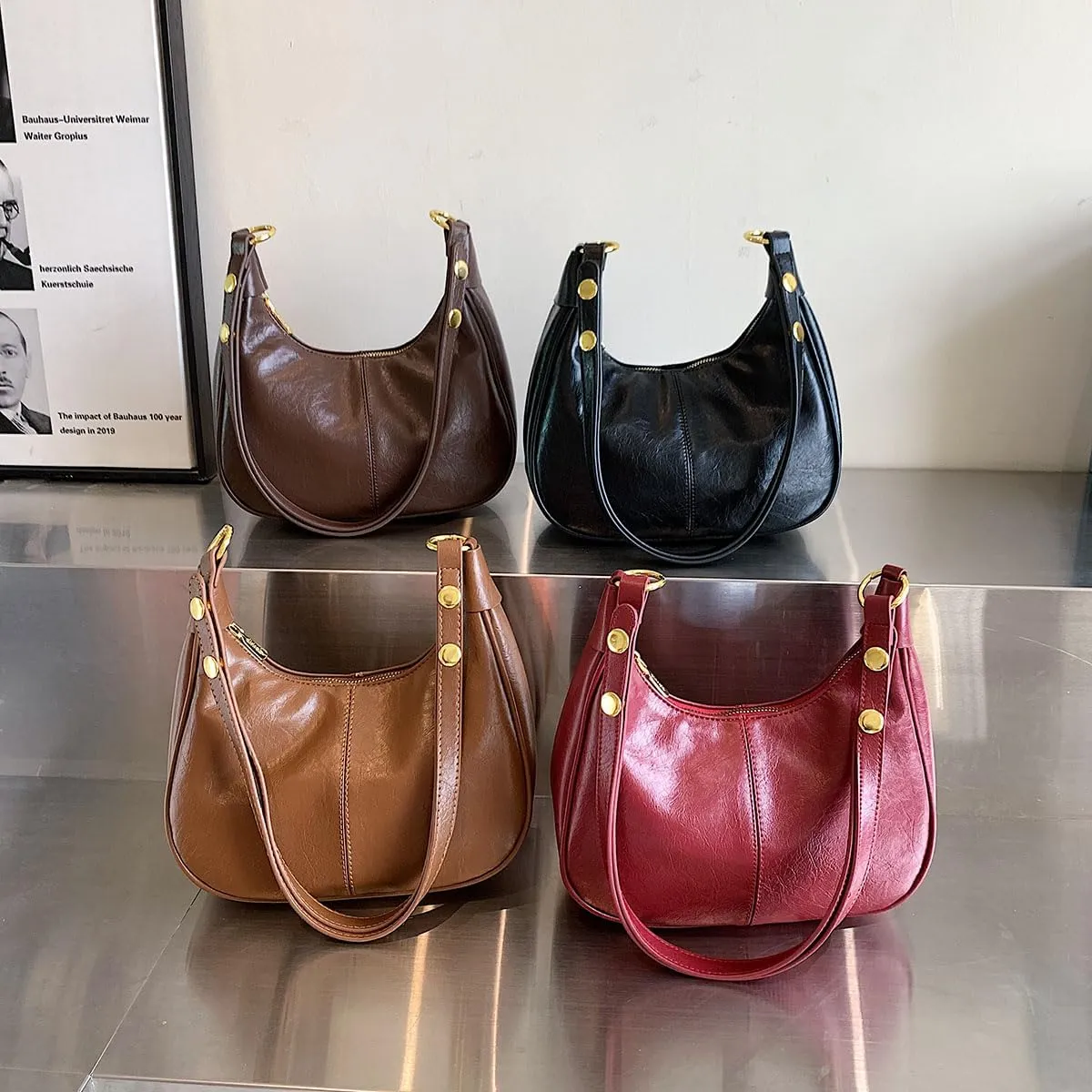 Retro Shoulder Bags for Women Vegan Leather Tote Handbags Slouchy Large Crossbody Bag with Adjustable Strap