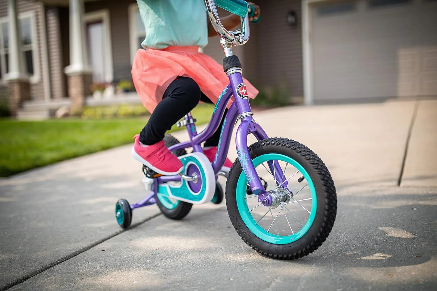 Schwinn Hopscotch & Toggle Kids Bike, Boys and Girls Bicycle, 12-16-Inch Wheels, Removable Training Wheels for 2-4 Year Olds, Saddle with Handle for Assistance, Easy Tool-Free Assembly