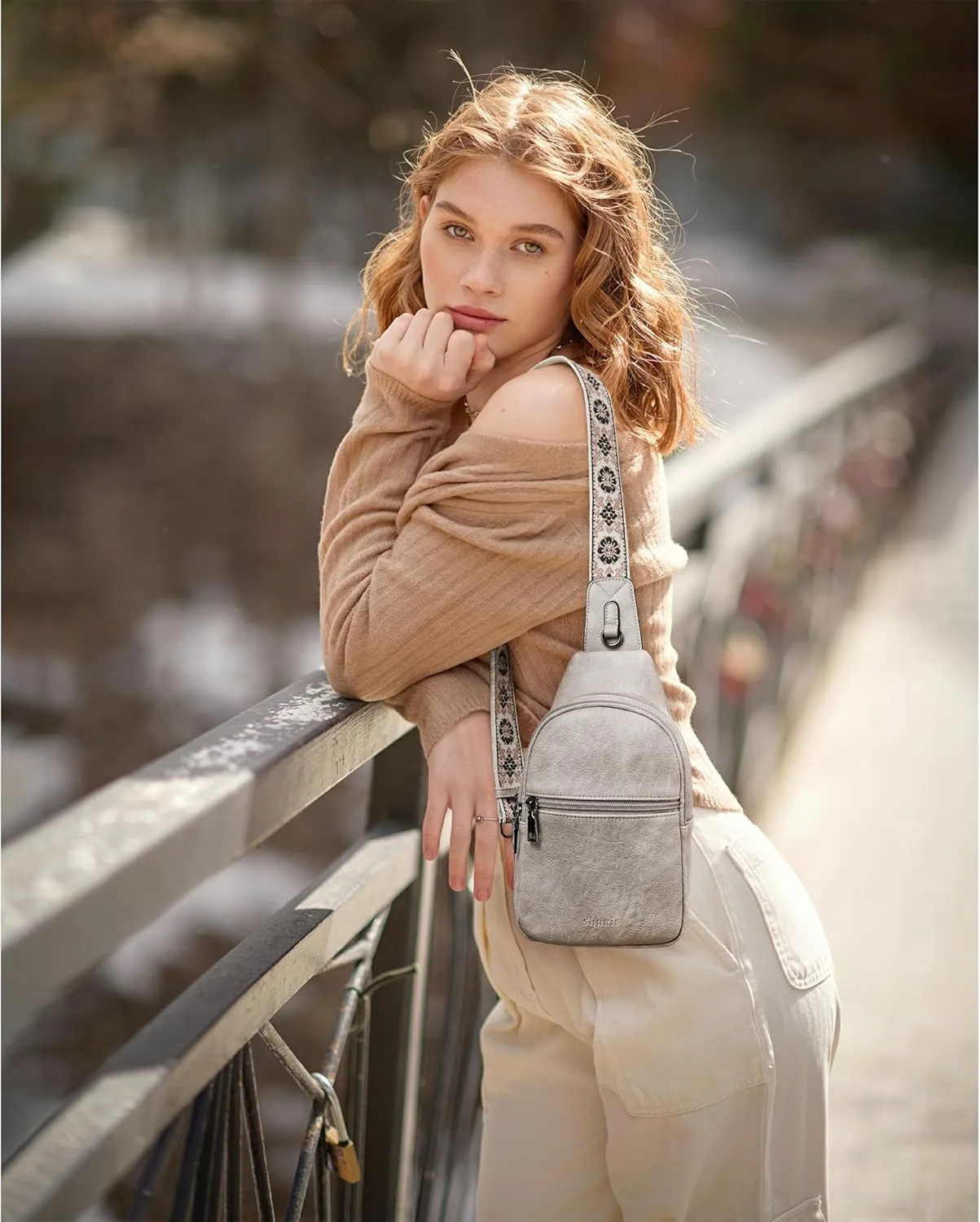 Shrrie Small Sling Bag for Women Fanny Pack Crossbody Bags for Women Trendy,Chest Bag for Women Men for Travel