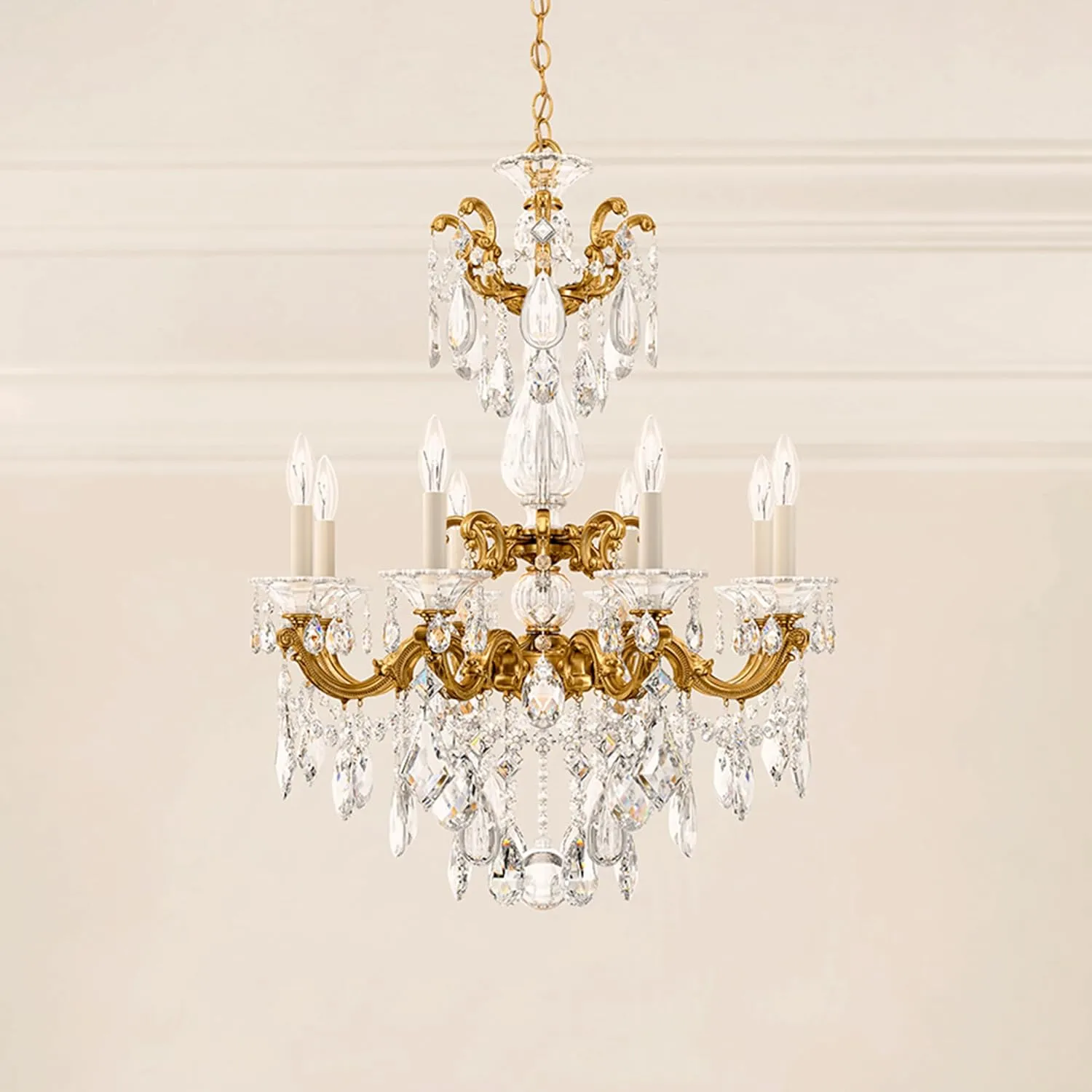 Signature 5007-23R, La Scala 8 Light 25in x 34in Chandelier in Etruscan Gold with Clear Radiance Crystals