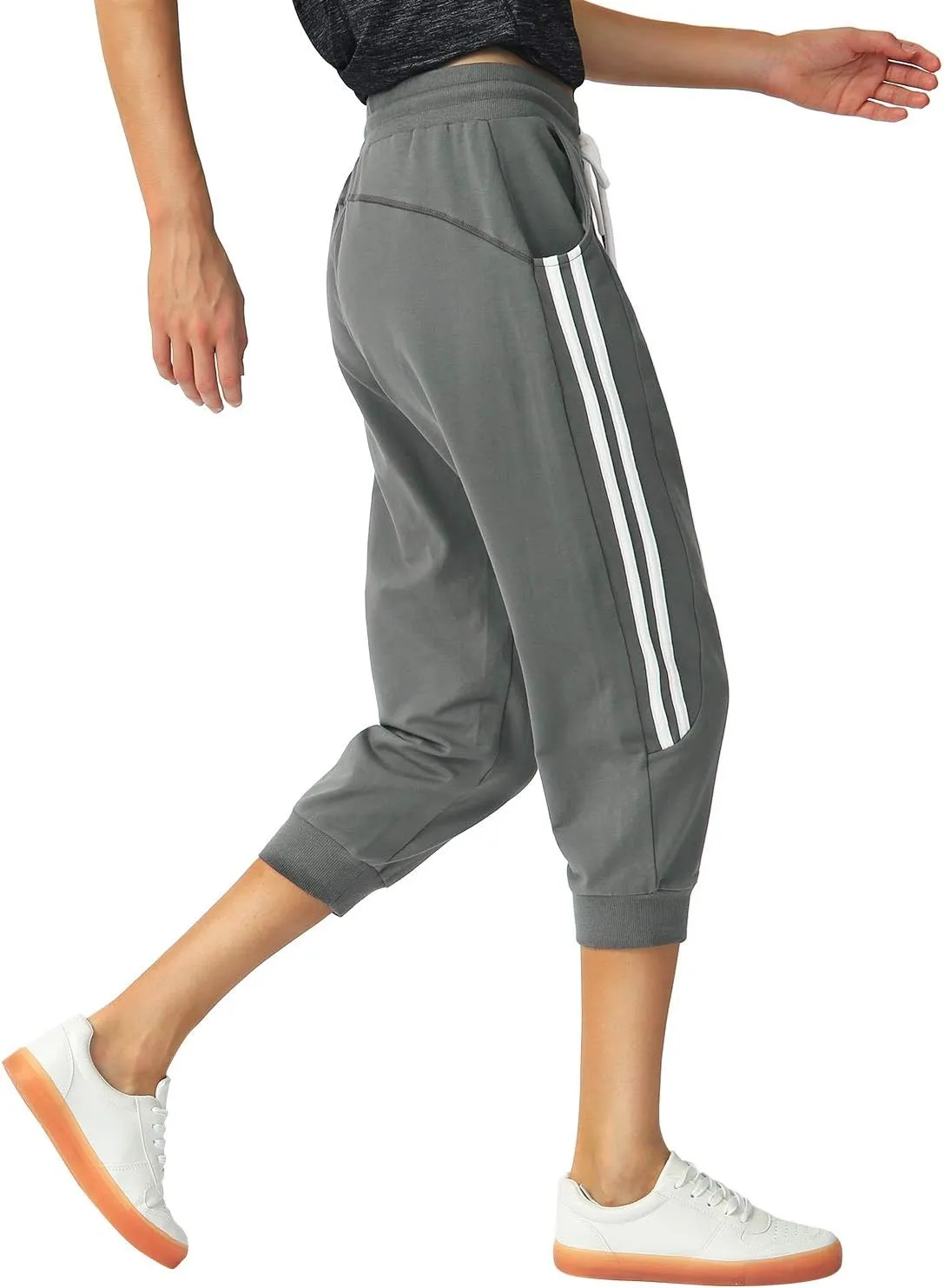 SPECIALMAGIC Women's Capri Pants Cropped Joggers with Pockets Elastic Waist Drawstring Capri Sweatpants