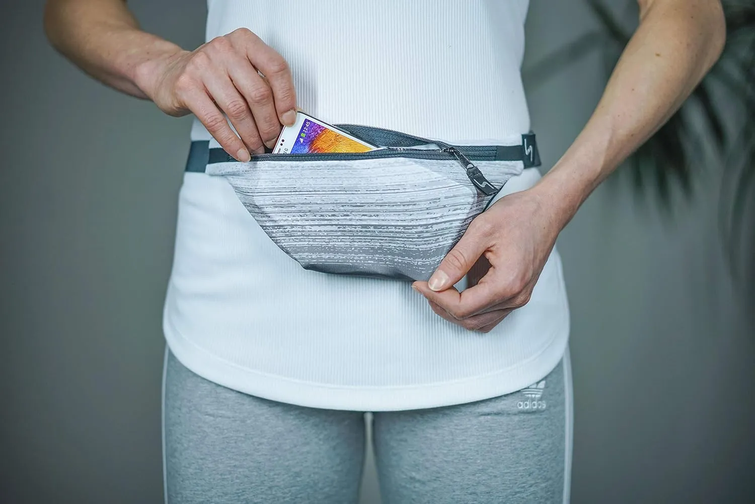 Sprigs Fit Belt 1 Pocket Slim Fanny Pack for Women & Men, A Sweat Resistant Waist Pack That Can Be Hidden. Money Belt and Fanny Pack Used for Fitness, Travel, Working Out, & Running