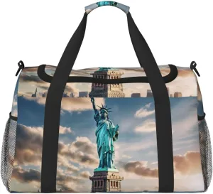 Statue of Liberty in NYC print Overnight Bags for Women and Men Shoulder Bag Carry On Bag for Traveling Travel Essentials
