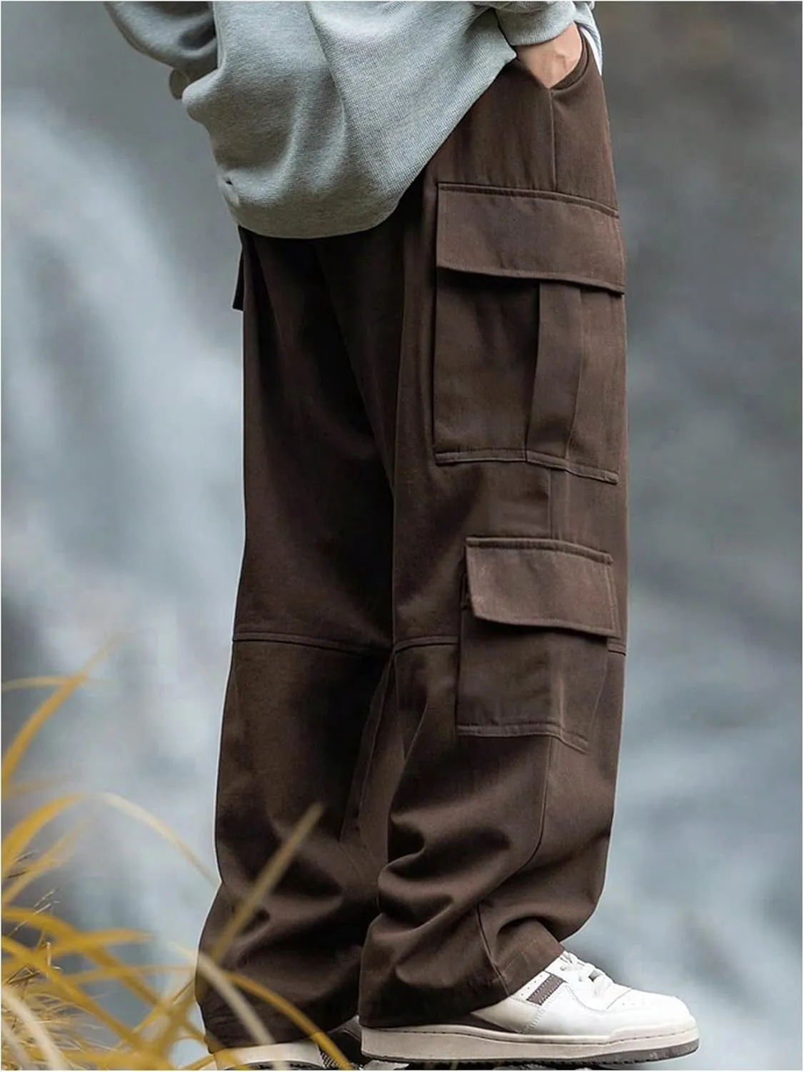 Verdusa Men's Baggy Cargo Pants Drawstring Elastic Waist Flap Pockets Loose Pants