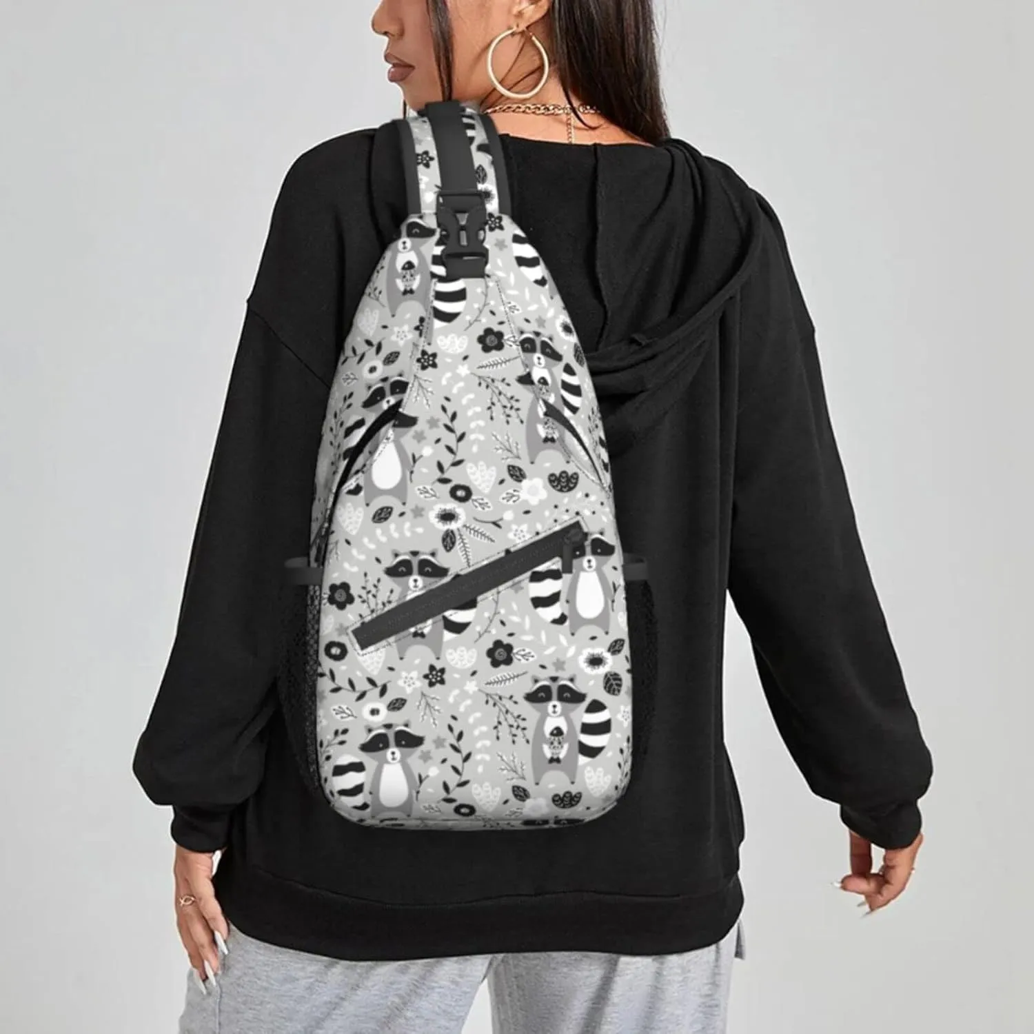 Women Cartoon Animals Raccoon Crossbody Sling Backpack for Men Chest Bag Shoulder Bag Lightweight One Strap Backpack Travel Outdoor Daypack