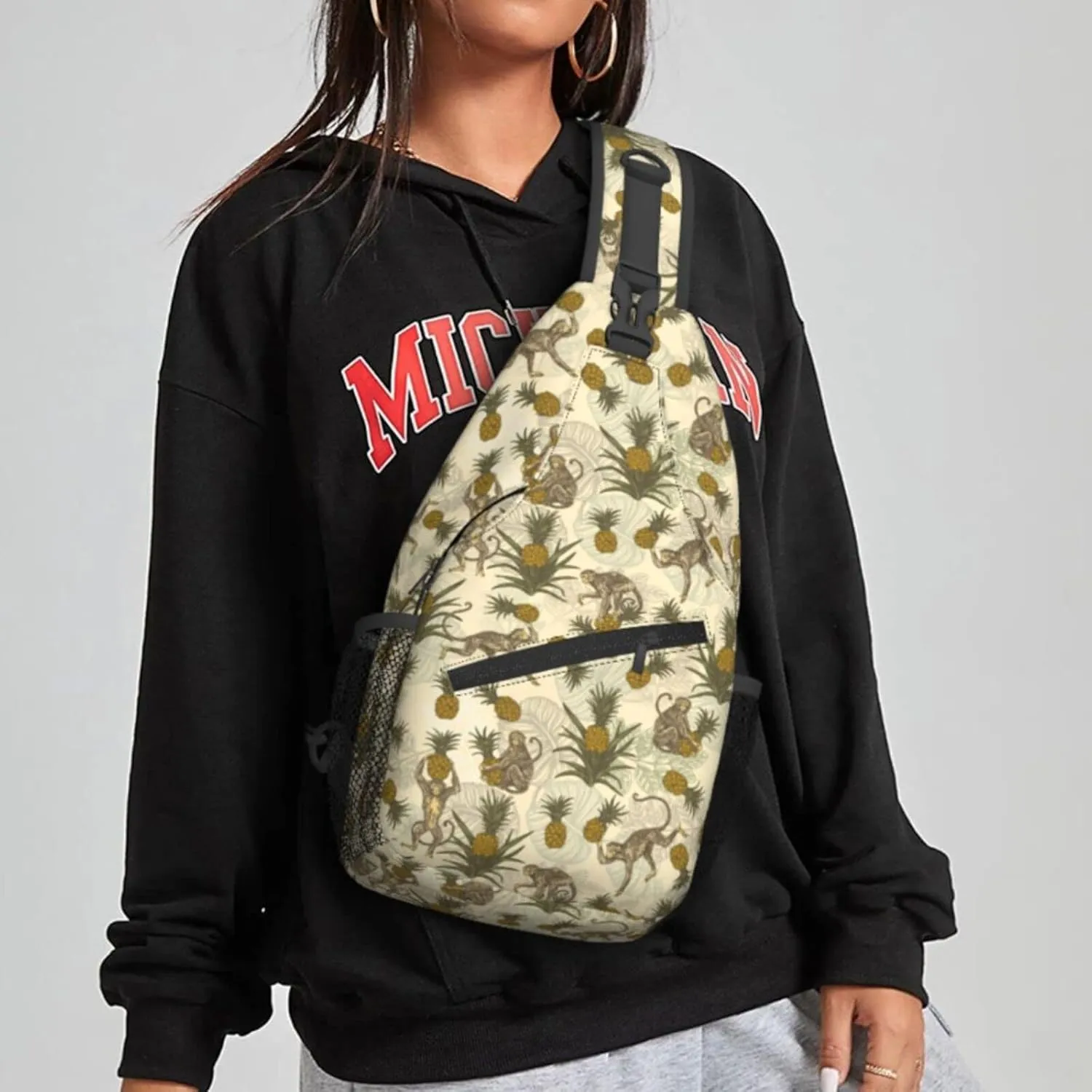 Women Vintage Monkeys Pineapples Crossbody Sling Backpack for Men Chest Bag Shoulder Bag Lightweight One Strap Backpack Travel Outdoor Daypack