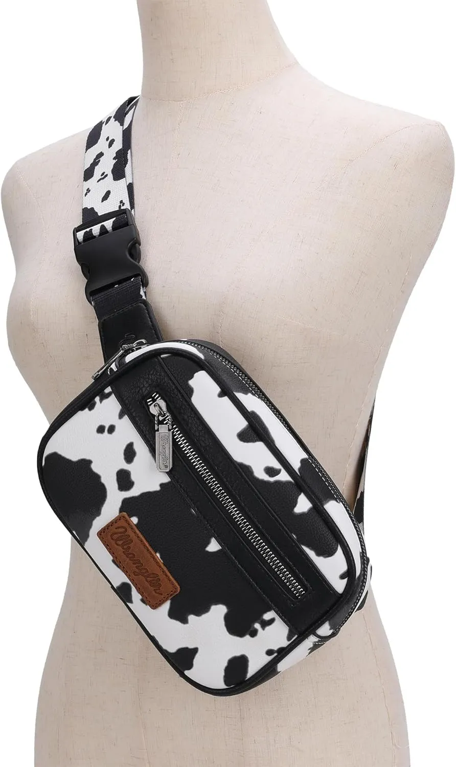 Wrangler Waist Pack for Women Cow Print Fanny Pack Men's Crossbody Belt Bag With Guitar Strap, Black